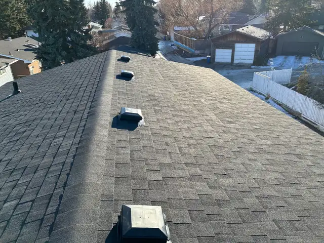 Hiring Full Time Roofer - Photo 3