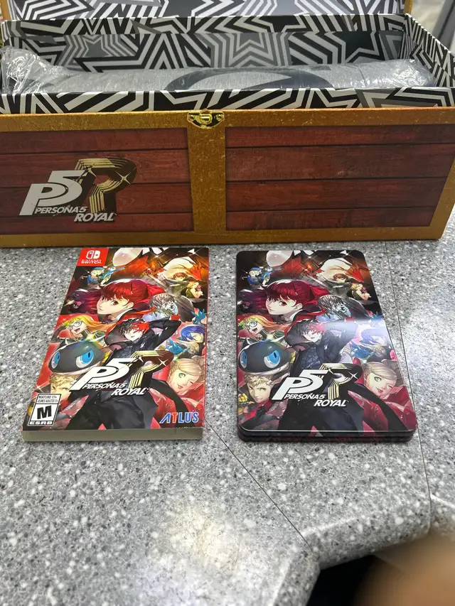 Nintendo Persona 5 Royal Special Edition Game and Box Set - Photo 4