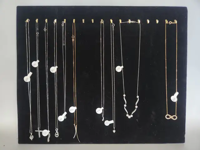 10k / 14k / 18k Gold Necklaces with Pendants, Diamonds