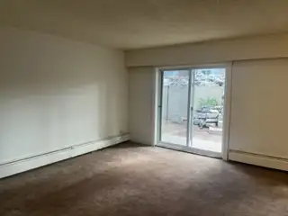 Cranbrook Three Bedroom Townhouse For Rent