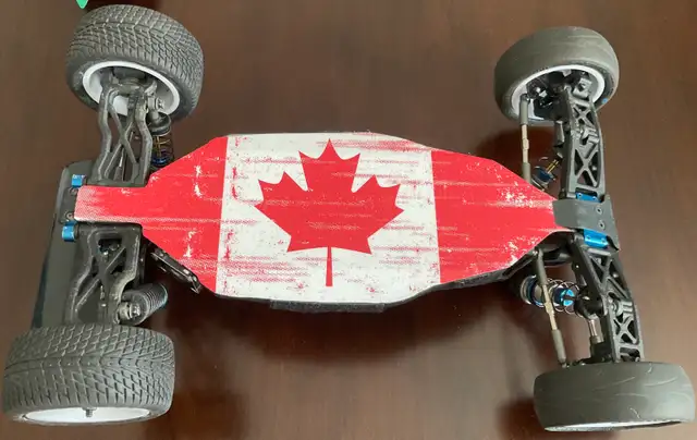 Associated RC10 B7D Roller - Photo 3