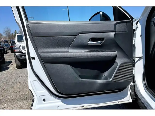 2026 Nissan Kicks SV | Heated Seats | Adaptive Cruise/BlindSpot| - Photo 18