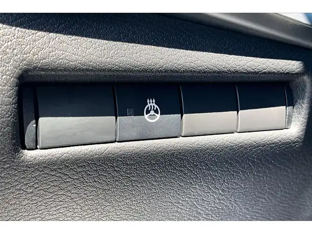 2026 Nissan Kicks SV | Heated Seats | Adaptive Cruise/BlindSpot| - Photo 32