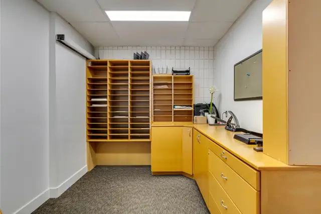 VARSITY ESTATES BUSINESS CENTRE Located in the NW - Photo 7