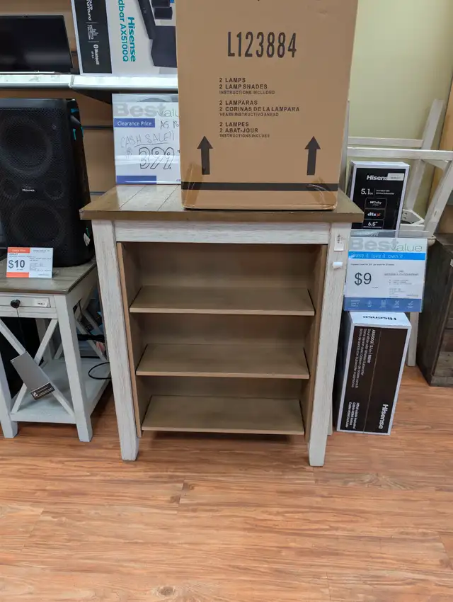 ASHLEY SKEMPTON DINETTE WITH 4 STOOLS REDUCED TO CLEAR $250 TAX