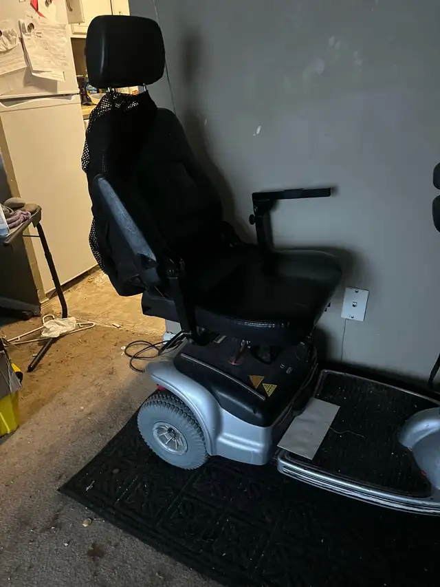 four wheel scooter - Photo 2