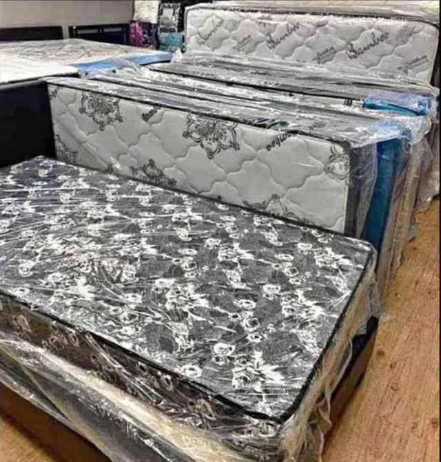 Queen Mattress / Full Mattress : King Mattress | Twin Mattress - Photo 2