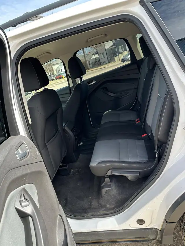 2013 Ford Escape SE 1.6L EcoBoost Turbo FWD For Sale. - Photo 5