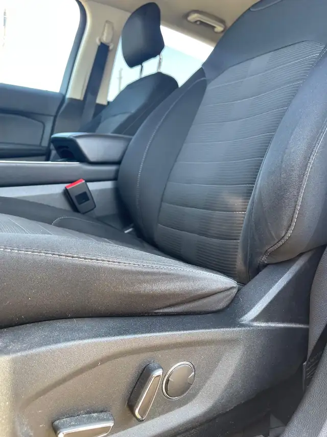 2019 Ford Edge SEL , safety included - Photo 7