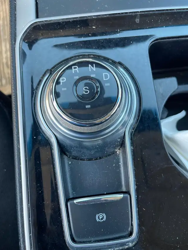 2019 Ford Edge SEL , safety included - Photo 9