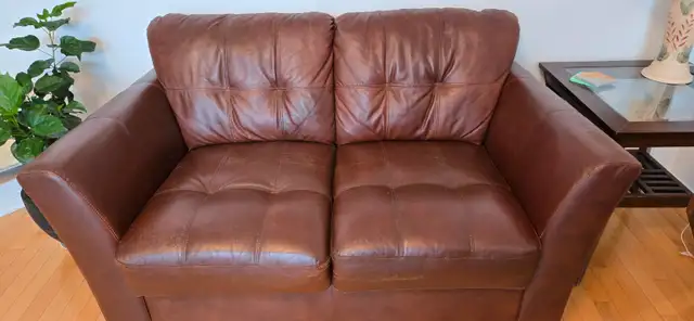 SOFA ET CAUSEUSE - SOFA AND COUCHER