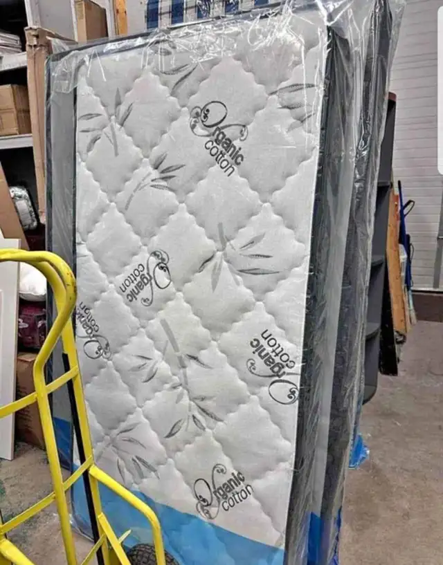 Full Mattress \ Twin Mattress : Queen Mattress | King Mattress - Photo 8