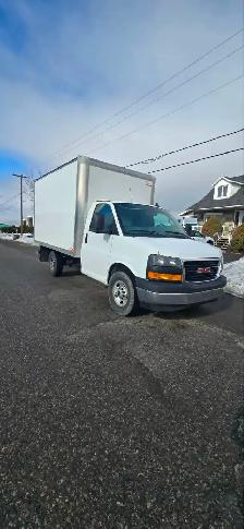 CAMION CUBE 12 PIEDS