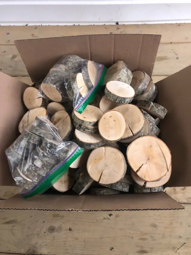 Plus de 90 rondelles de bois 3po à vendre - Photo 2