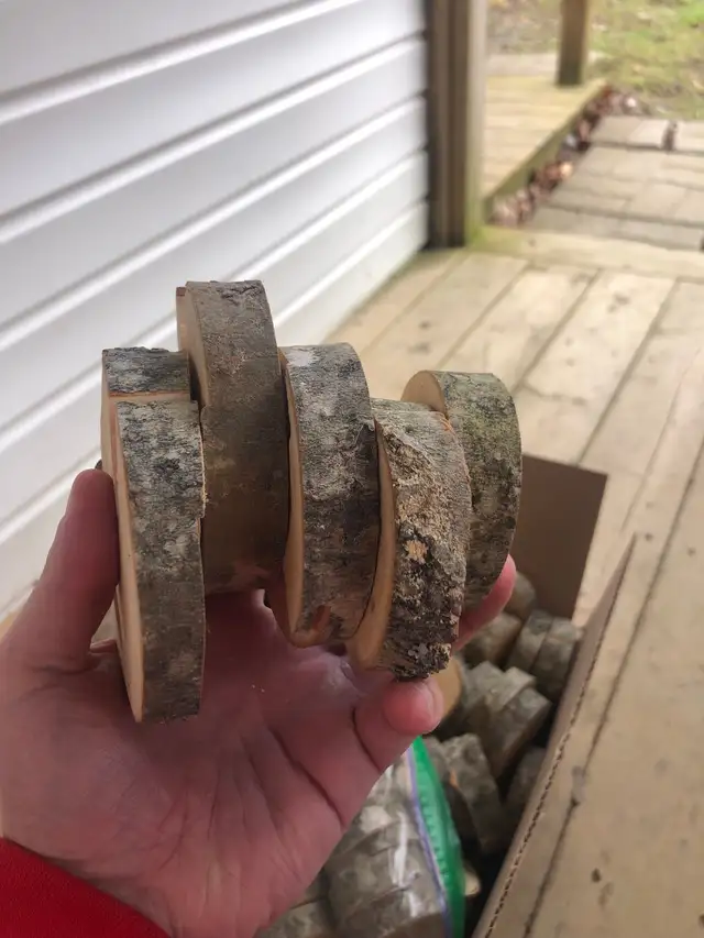 Plus de 90 rondelles de bois 3po à vendre - Photo 3