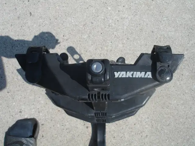 MUST SELL TODAY YAKIMA 3 BIKE RACK CARRIER 1' INSERT $75 CASH - Photo 6