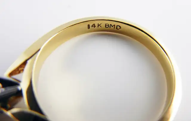 14KT Y/Gold 0.5CT Round Solitary Diamond Ring. Naturally Mined! - Photo 4