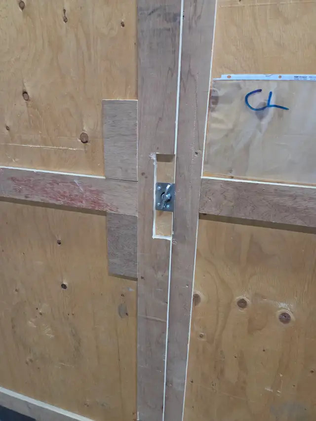 Wooden Storage Vault - Container 7.5' x 7.5' x 7.5' W/Shelves - Photo 2