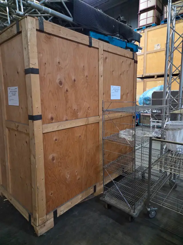 Wooden Storage Vault - Container 7.5' x 7.5' x 7.5' W/Shelves - Photo 6