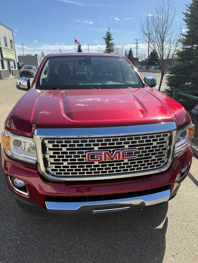 GMC Denali Canyon - Photo 2