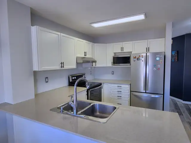 Beautiful Move-in Ready Home Waiting For YOU! - Photo 5