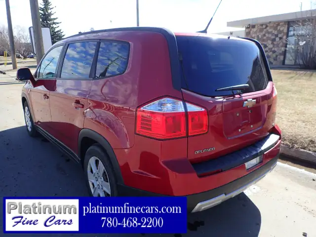 2012 Chevrolet Orlando LT - Photo 4