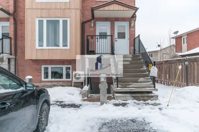 Condo à Louer - 570 Boul. des Hautes Plaines - Photo 2