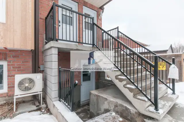 Condo à Louer - 570 Boul. des Hautes Plaines - Photo 3