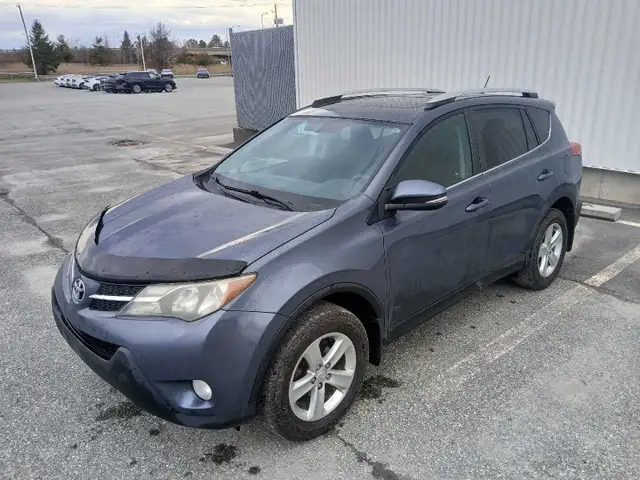 Toyota Rav4 2013 XLE AWD