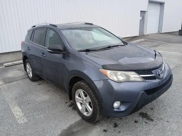 Toyota Rav4 2013 XLE AWD - Photo 2