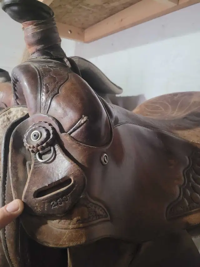 280 Eamor roping saddle for sale! - Photo 6
