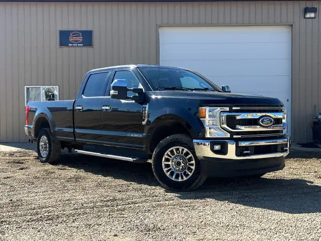 2022 Ford F-250 6.7L Long Box Crew Cab XLT