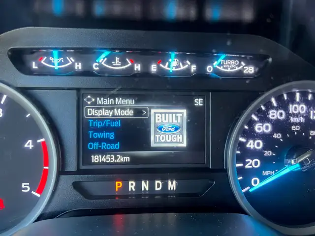 2022 Ford F-250 6.7L Long Box Crew Cab XLT - Photo 10