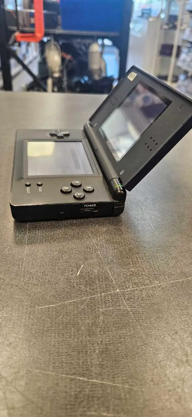 Nintendo DS Lite - Photo 3