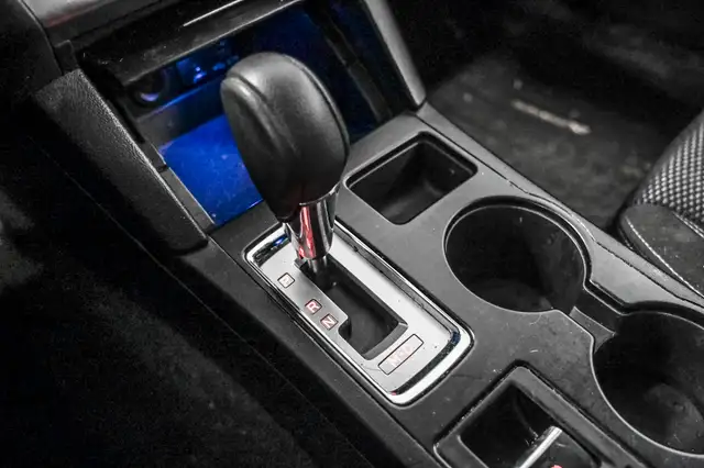 2019 Subaru Outback 2.5i | AWD | Caméra | A/C | Bluetooth | Fog - Photo 17