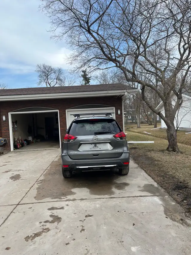 2017 Nissan Rogue SV - Photo 4
