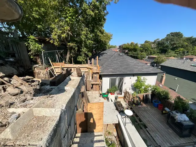 Assistant /helper/gardener/Tools/ Good attitude/Manners Req. - Photo 2