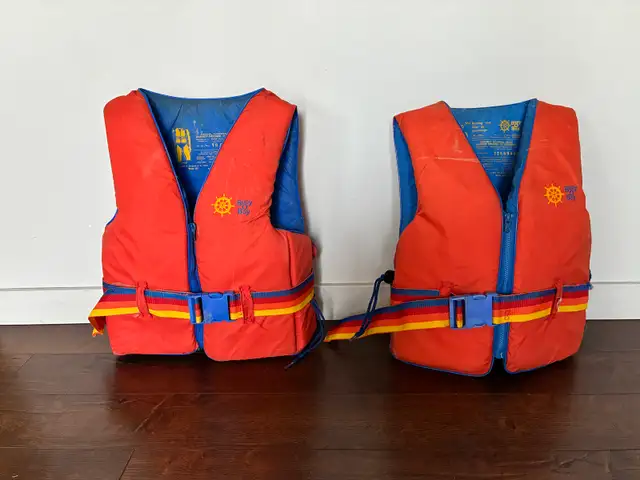 90lbs and over Life Jackets - Photo 2