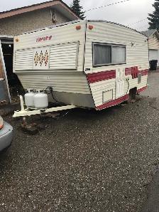 1977 - 16. Foot CAMPER. Trailer