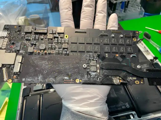 (SpeedJOBS) iPad/ iPhone/ Tablet/ Computer/ Cellphone Repairs. - Photo 9