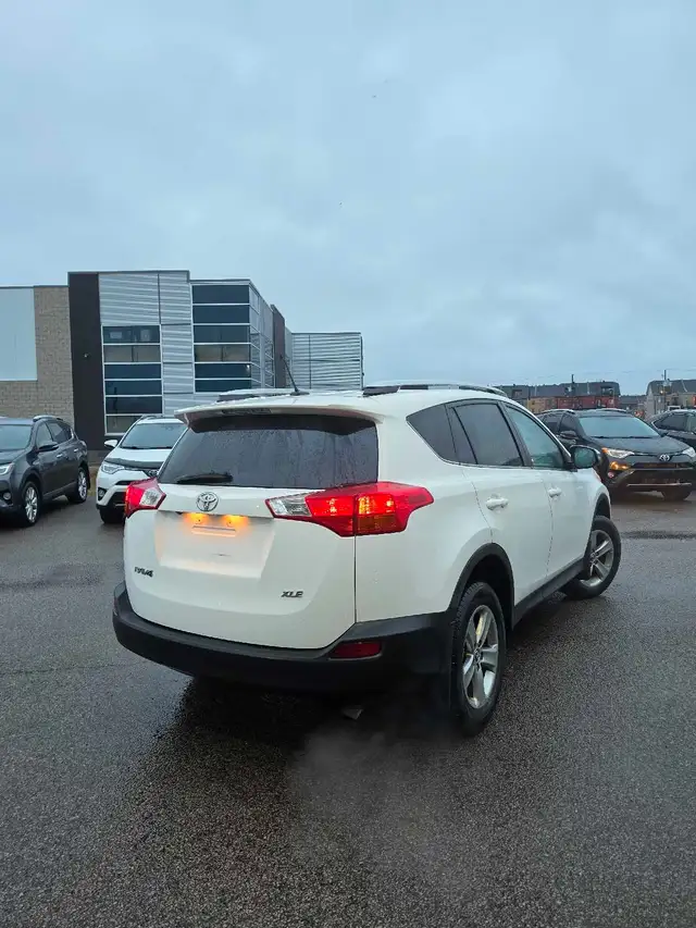 2015 Toyota Rav4 - Photo 3