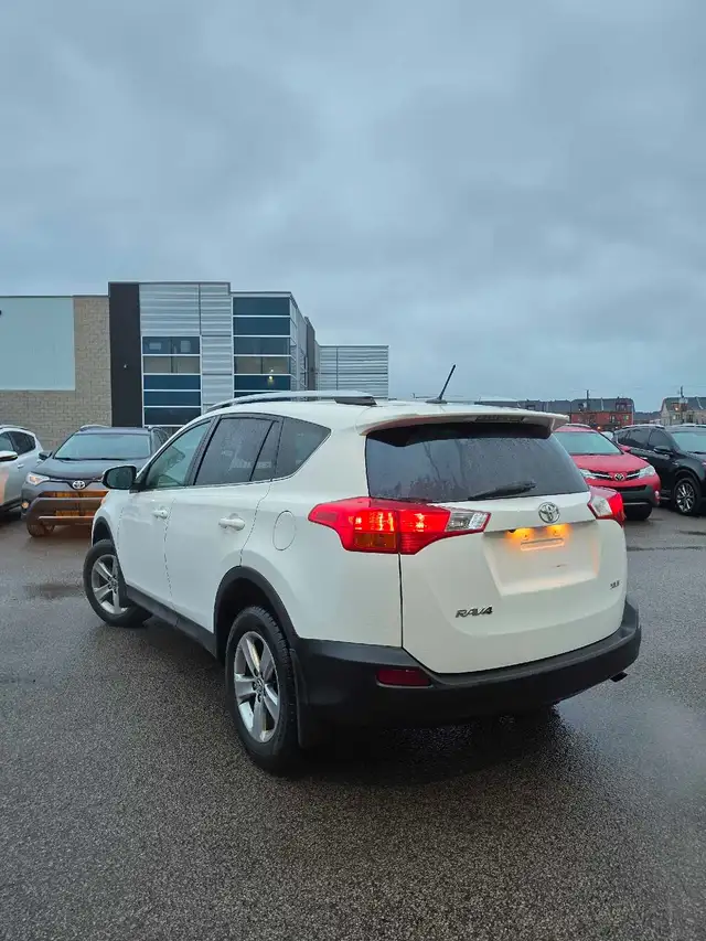2015 Toyota Rav4 - Photo 4
