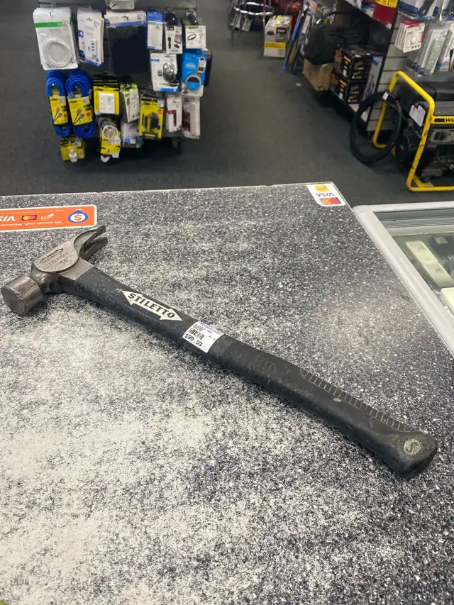 Stiletto 16oz Hammer @ Cashopolis!!