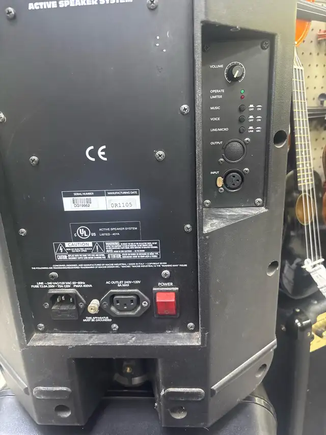 Mackie Art 300A Active Speaker System Pair - Photo 3