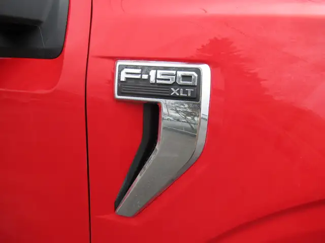 2023 Ford F-150 XLT w/ 3.3L V6 | Former Milwaukee Tools Truck | - Photo 6