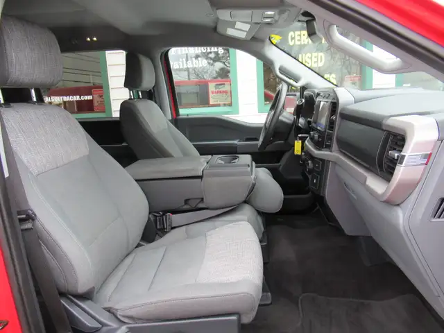 2023 Ford F-150 XLT w/ 3.3L V6 | Former Milwaukee Tools Truck | - Photo 8