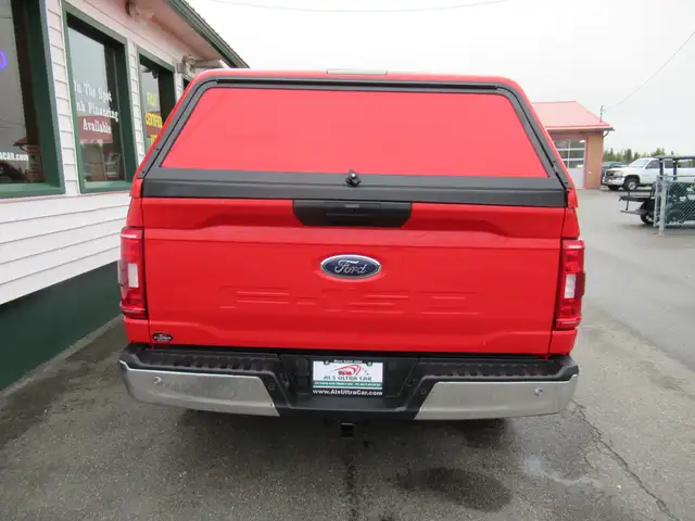 2023 Ford F-150 XLT w/ 3.3L V6 | Former Milwaukee Tools Truck | - Photo 11