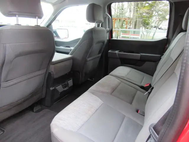 2023 Ford F-150 XLT w/ 3.3L V6 | Former Milwaukee Tools Truck | - Photo 15