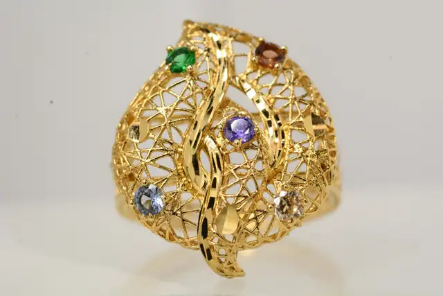 18K COLORED GLASS LEAF RING