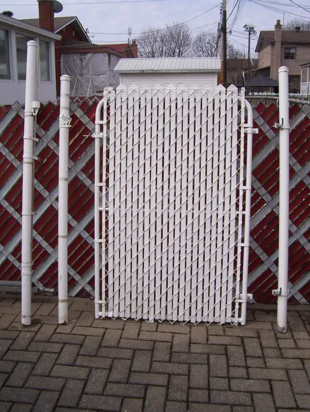 Porte/Barrière de Clôture – Fence Barrier Door - Photo 4